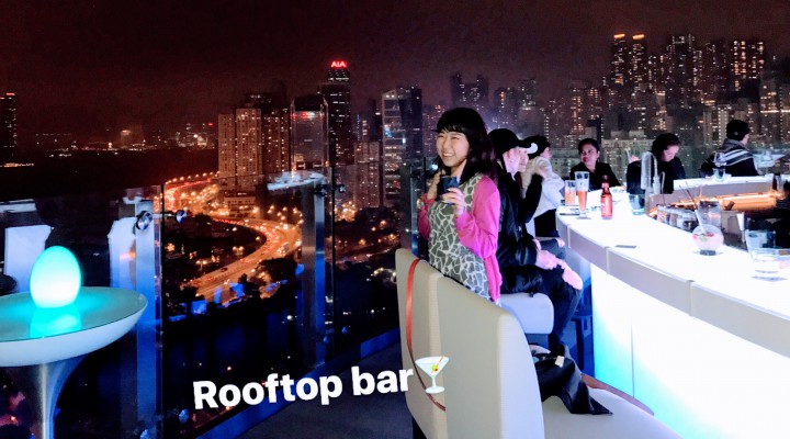 Rooftop Bar in Hong Kong　100万ドルの夜景を屋上で見ながら一杯。