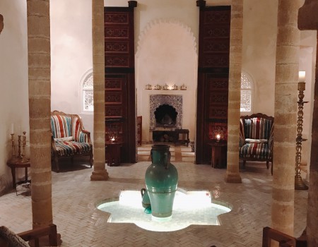 美しいモロッコ・エッサウィラのホテル。Stay in Riad, Essaouira, Morocco