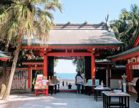 かつてのハネムーンの憧れ、今はお洒落な青島へ Aoshima, popular honeymoon destination in 50’s-70’s