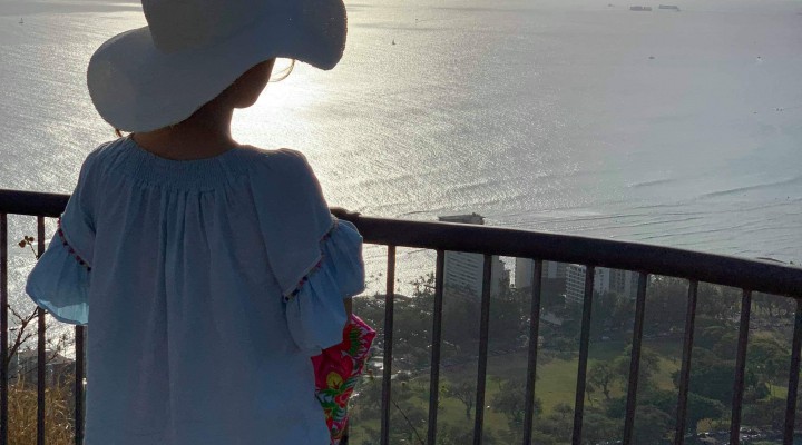 ダイアモンドヘッド登山と、景色を楽しむランチ　Diamond head, Oahu, Hawaii