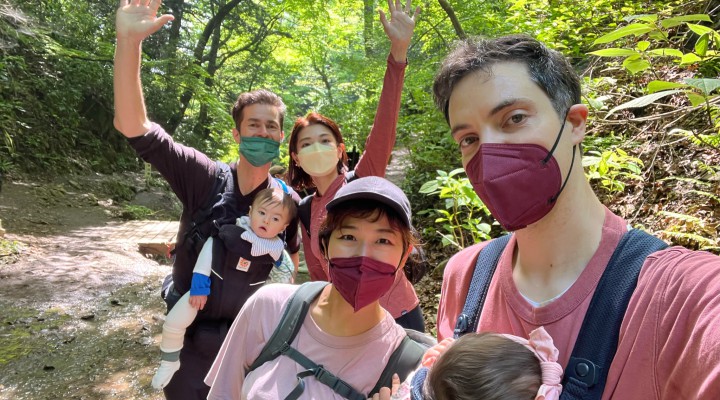 ハイシーズンに高尾山  0歳赤ちゃん連れ/持ち物/服装/スケジュール/コース選び Hiking with babies in Tokyo /what to bring/schedule/course /Mt.Takao /Tokyo