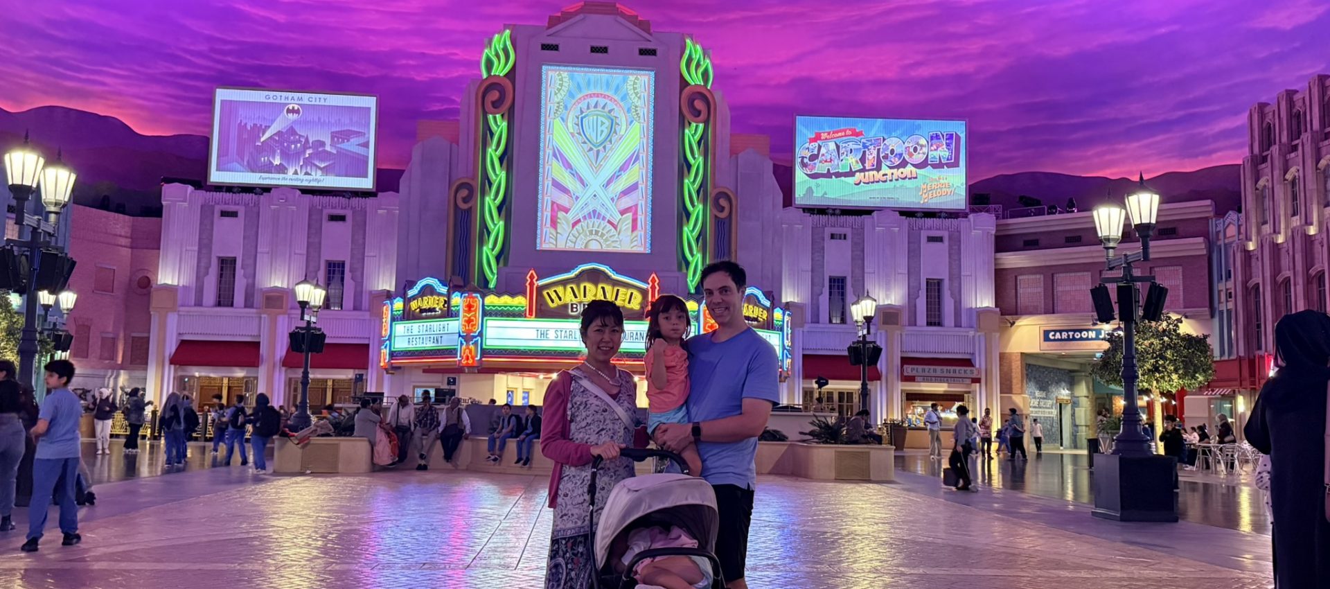 Warner Bros. World Abu Dhabi 【アブダビ子連れ旅】世界最大級の屋内パーク！ワーナー・ブラザース・ワールドが最高だった話
